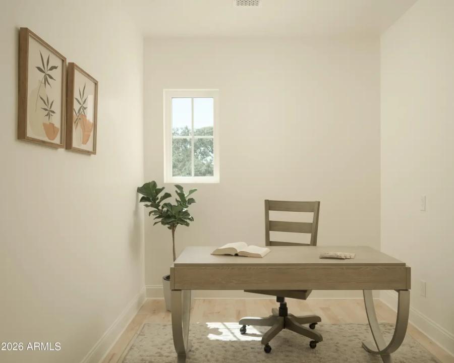 Real Estate Picture 33