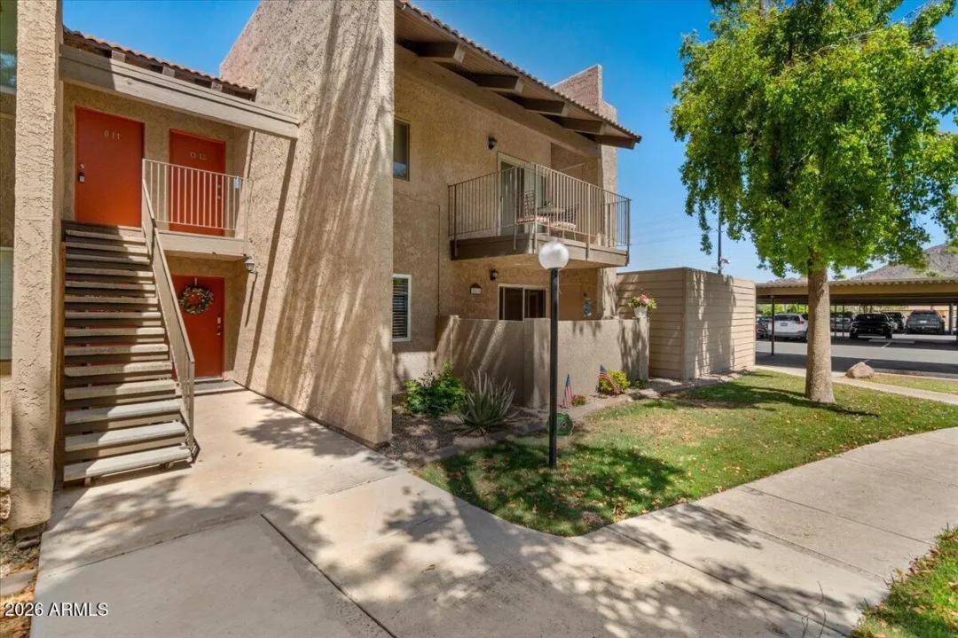Real Estate Picture 2