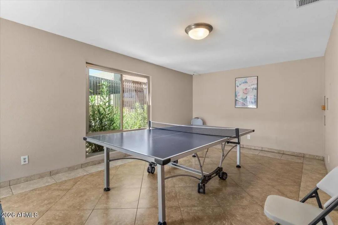 Real Estate Picture 24