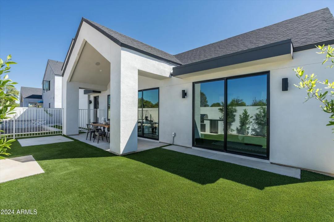 Real Estate Picture 29