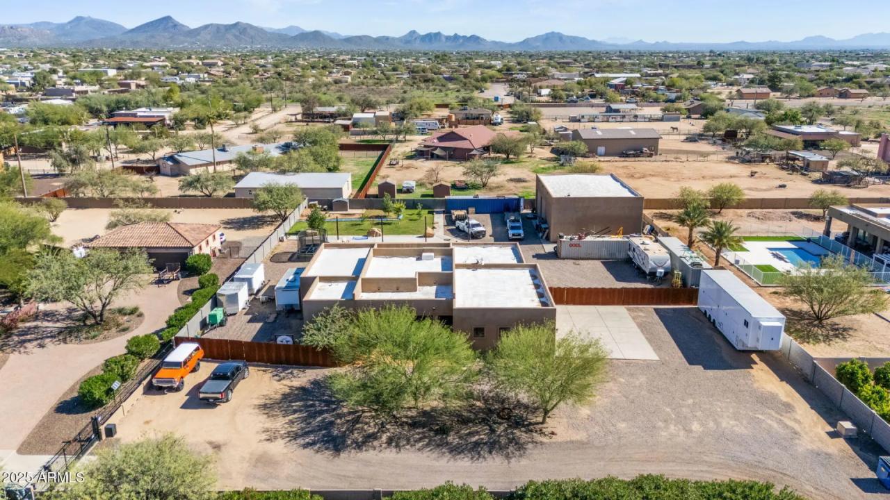 Real Estate Picture 48