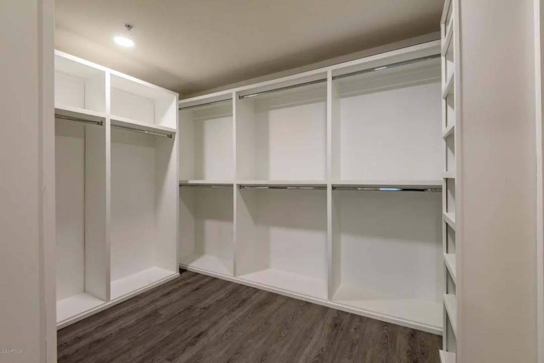 Real Estate Picture 28