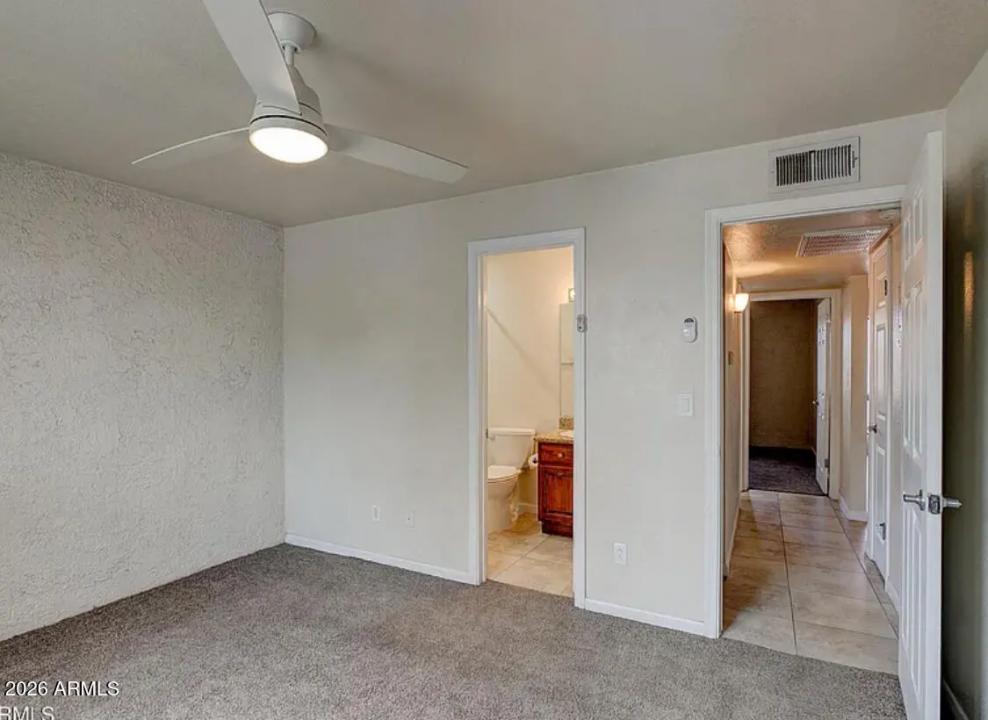 Real Estate Picture 18