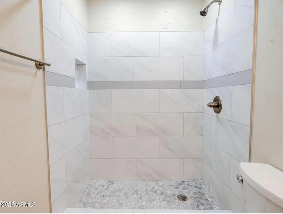 Real Estate Picture 20