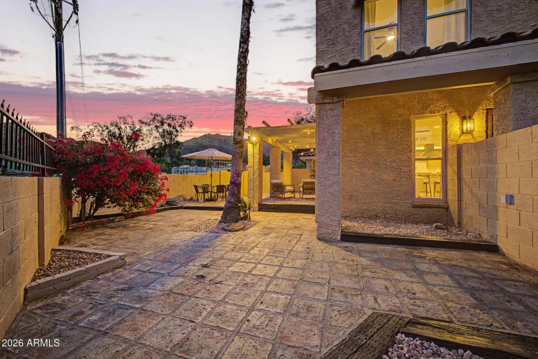 Real Estate Picture 15
