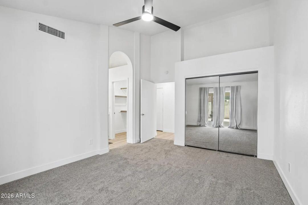 Real Estate Picture 19