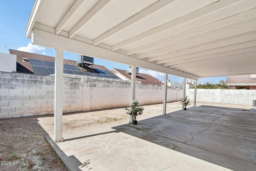 Real Estate Picture 23