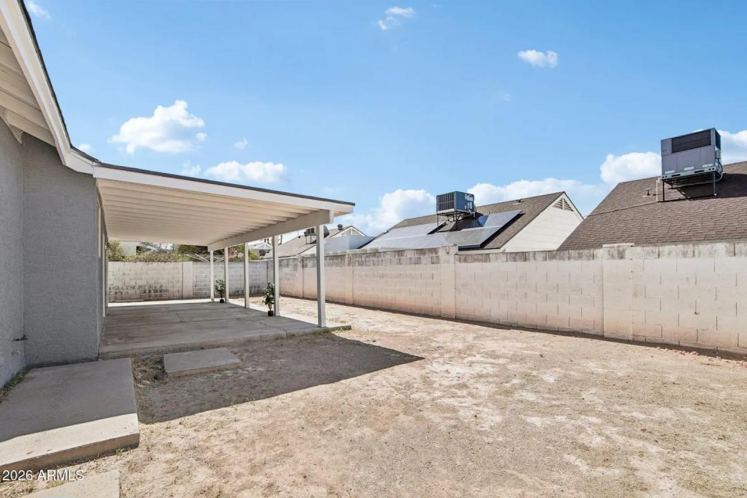 Real Estate Picture 25