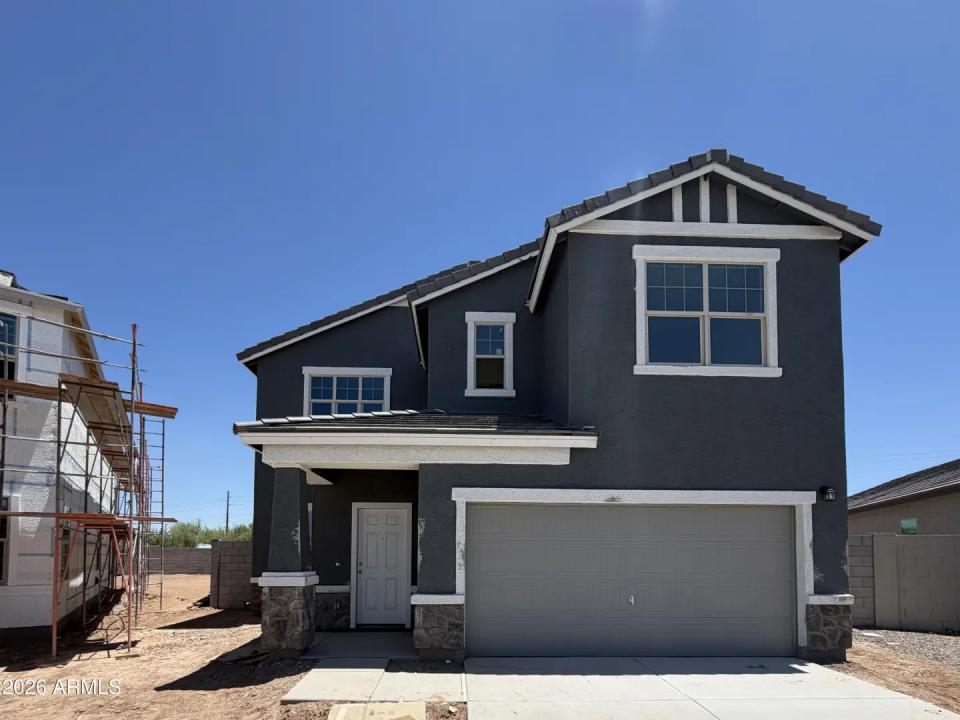 Real Estate Picture 2