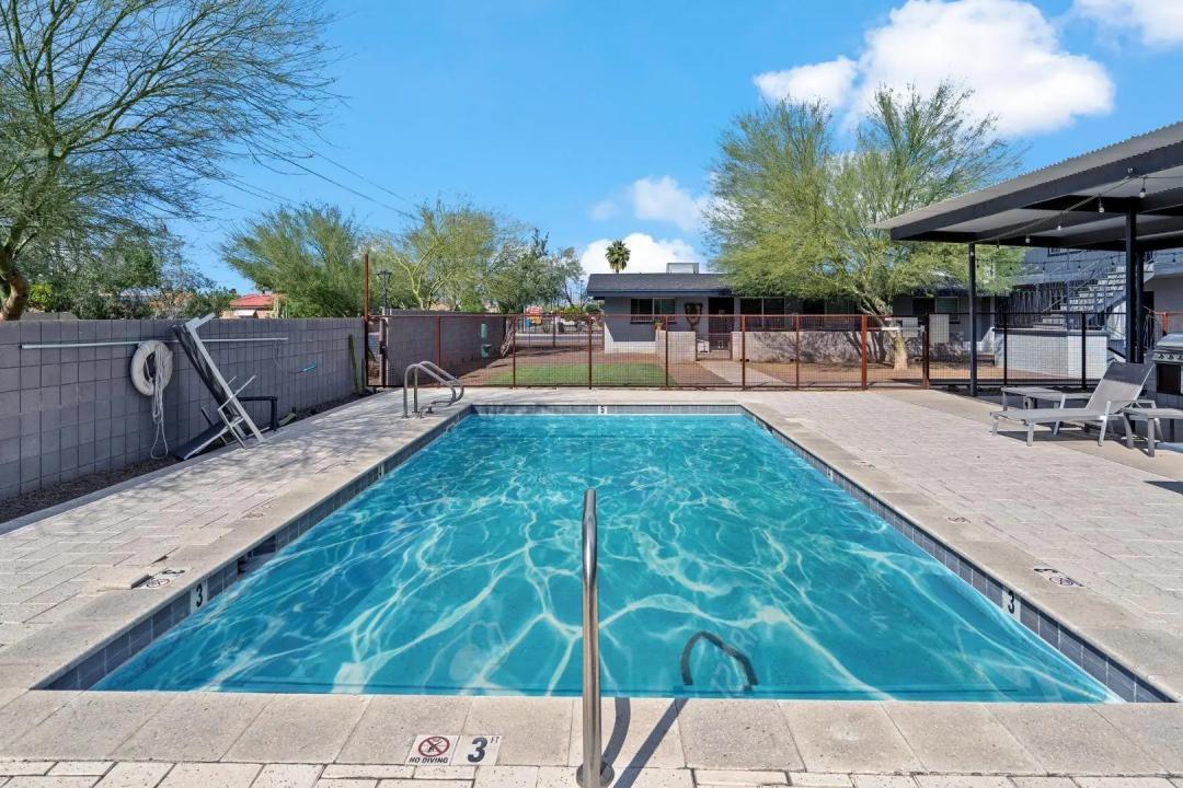 Real Estate Picture 2