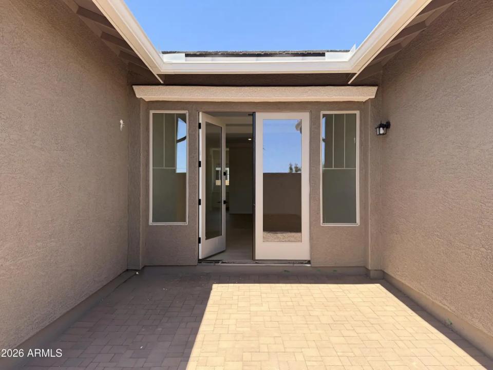 Real Estate Picture 25