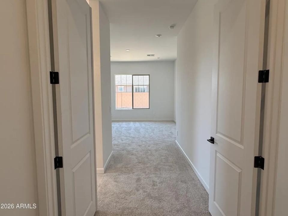 Real Estate Picture 9
