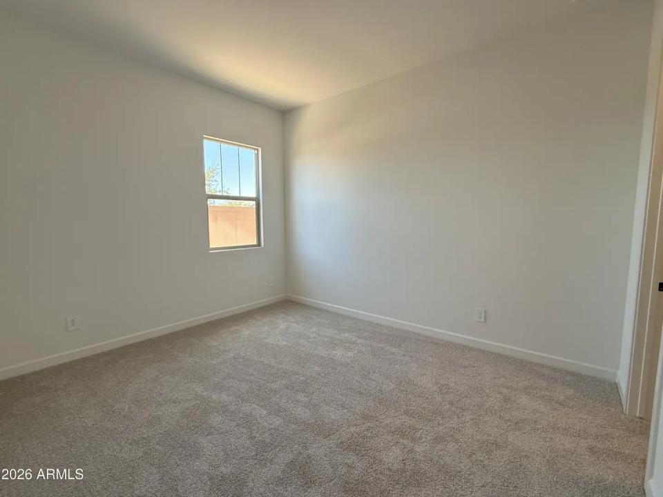 Real Estate Picture 20