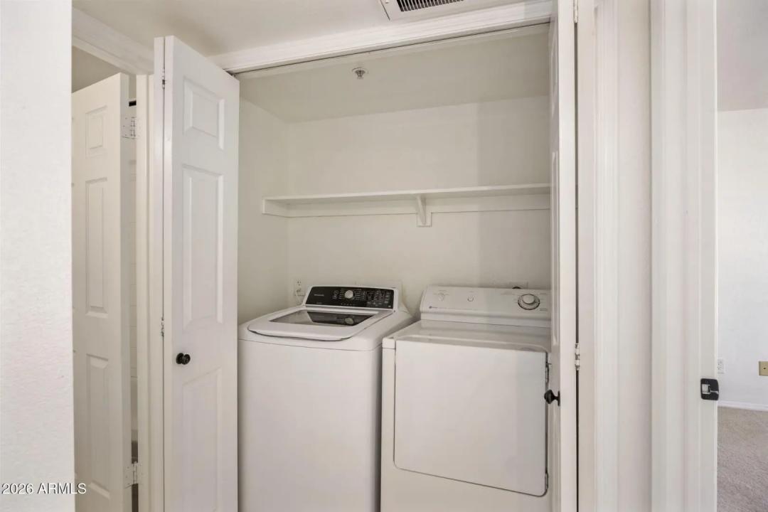 Real Estate Picture 22