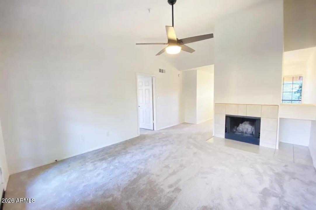 Real Estate Picture 9