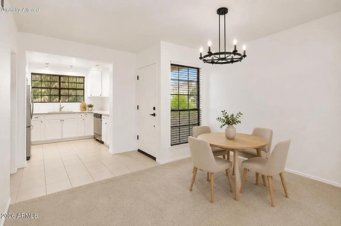 Real Estate Picture 4