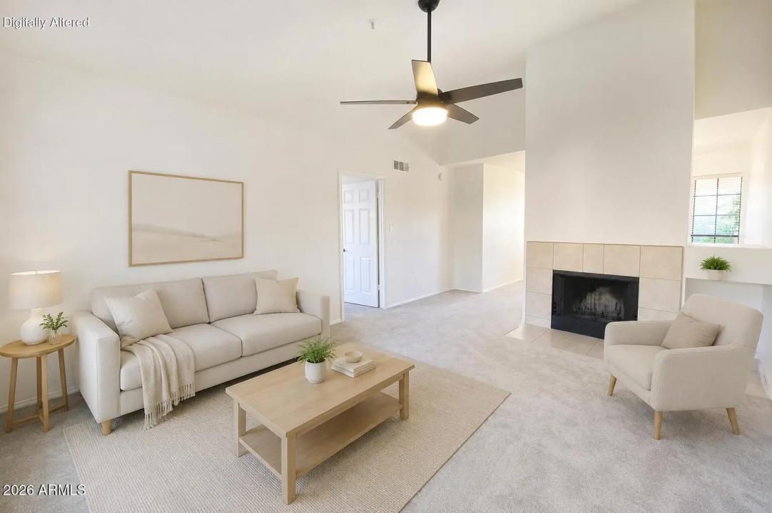 Real Estate Picture 8