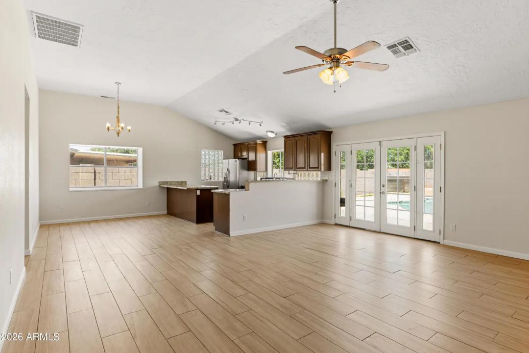 Real Estate Picture 2