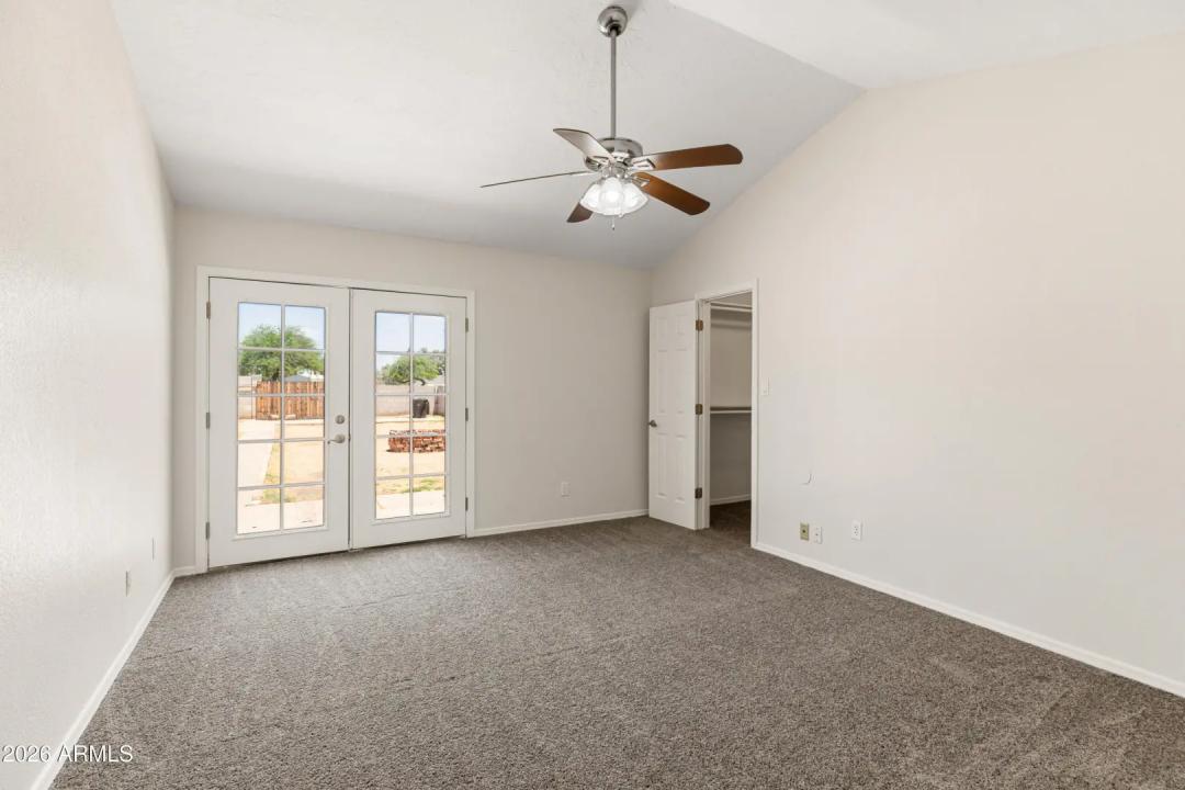 Real Estate Picture 9