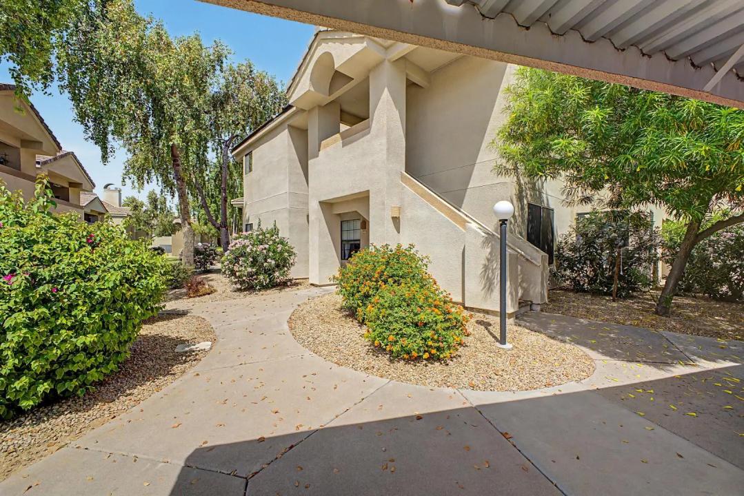 Real Estate Picture 2