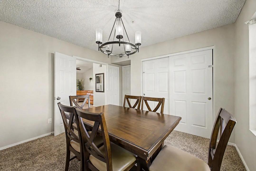 Real Estate Picture 9