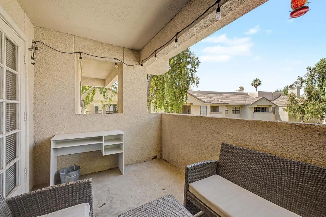 Real Estate Picture 22
