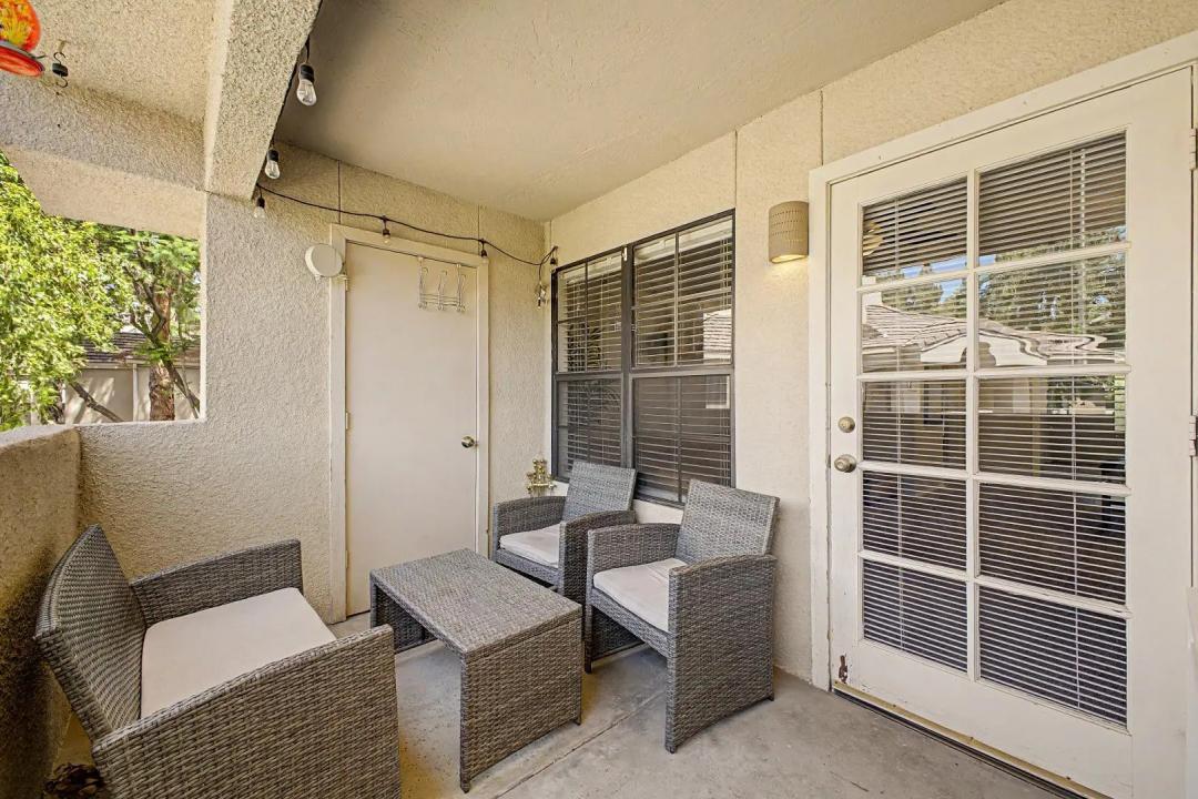 Real Estate Picture 23