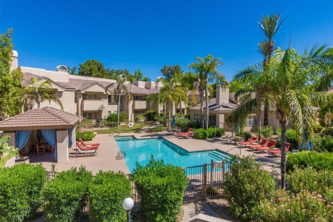 Real Estate Picture 25