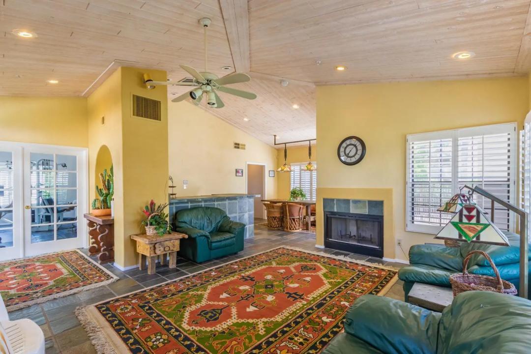 Real Estate Picture 31