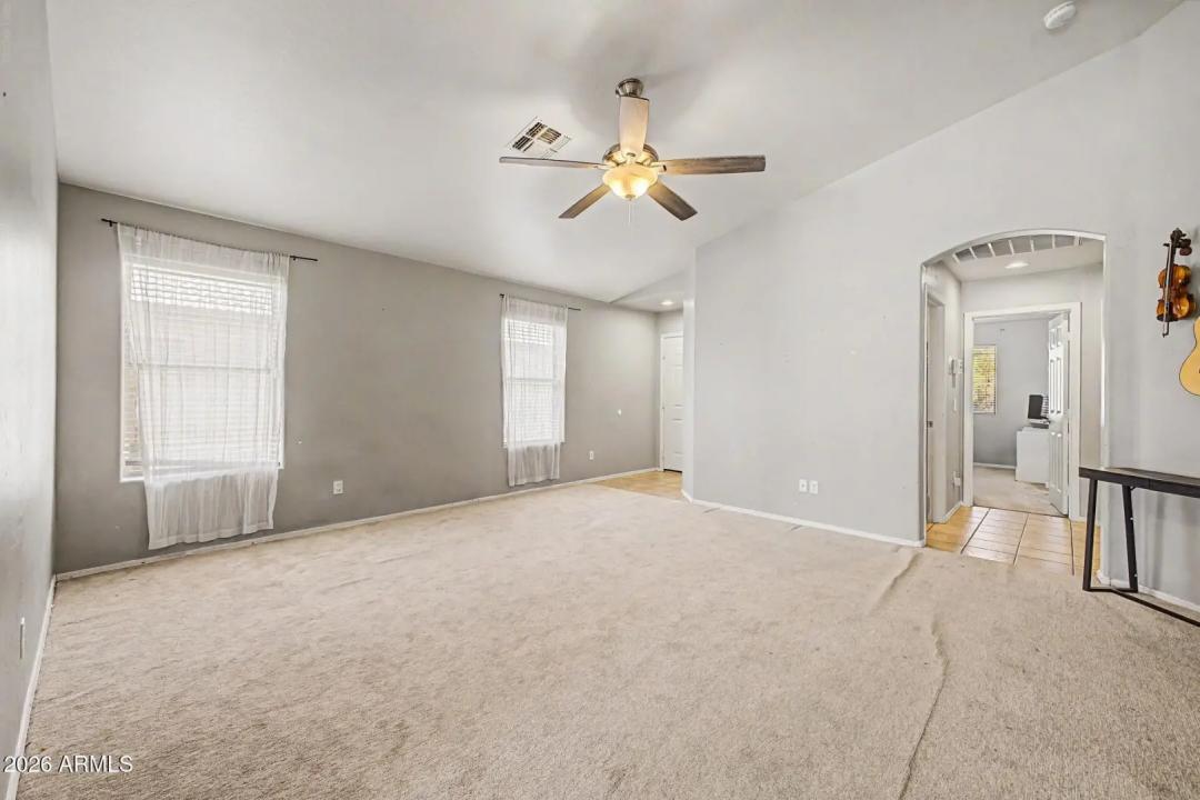 Real Estate Picture 8