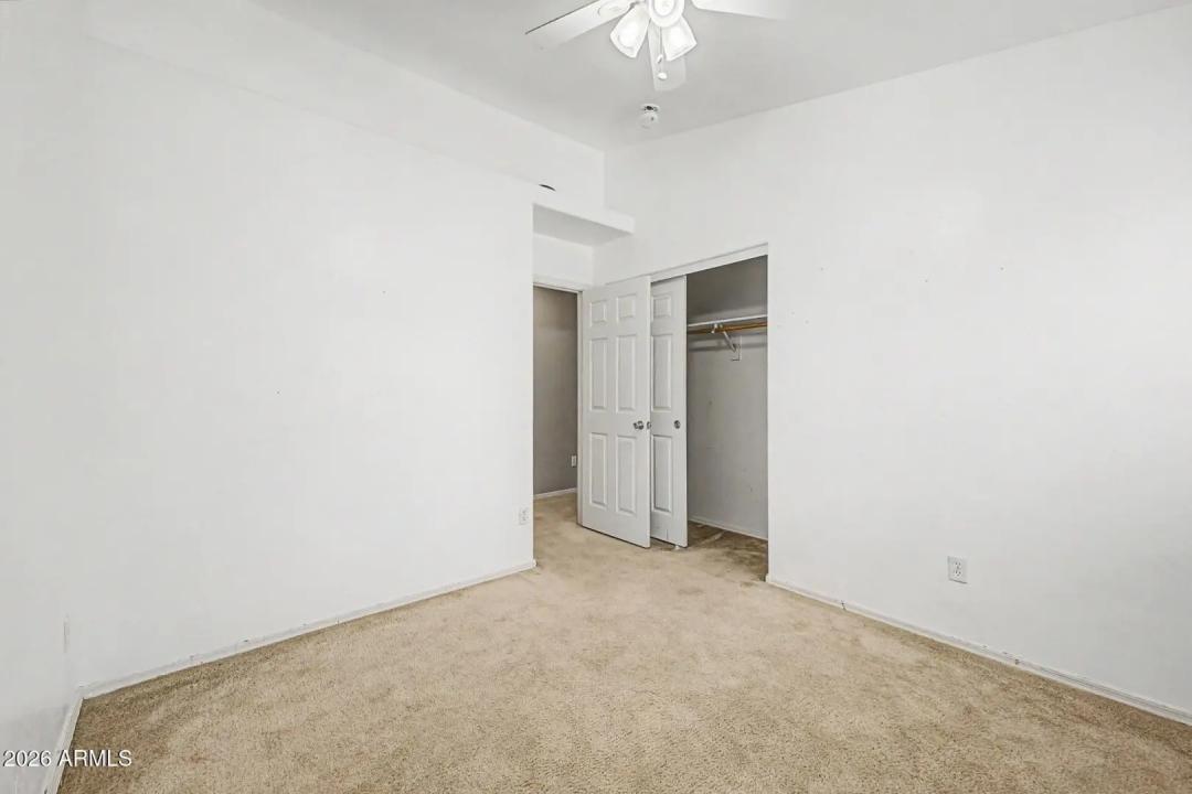 Real Estate Picture 17