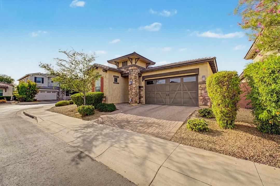 Real Estate Picture 2