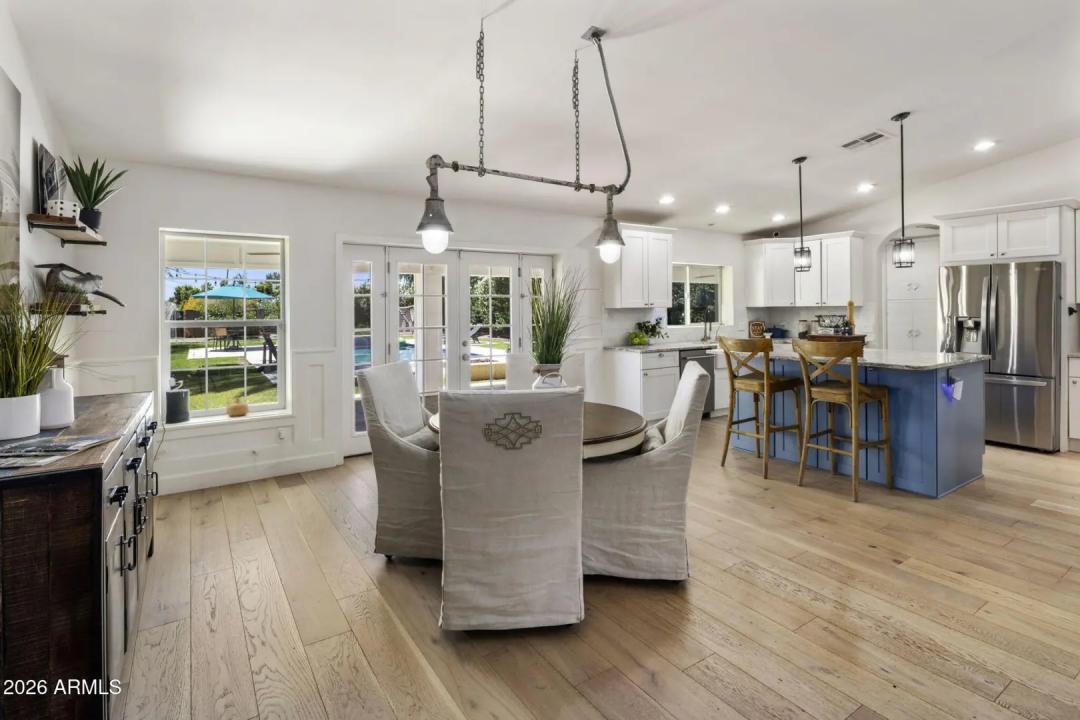 Real Estate Picture 13