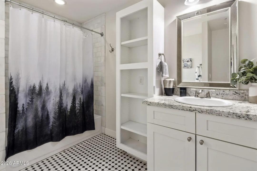 Real Estate Picture 31