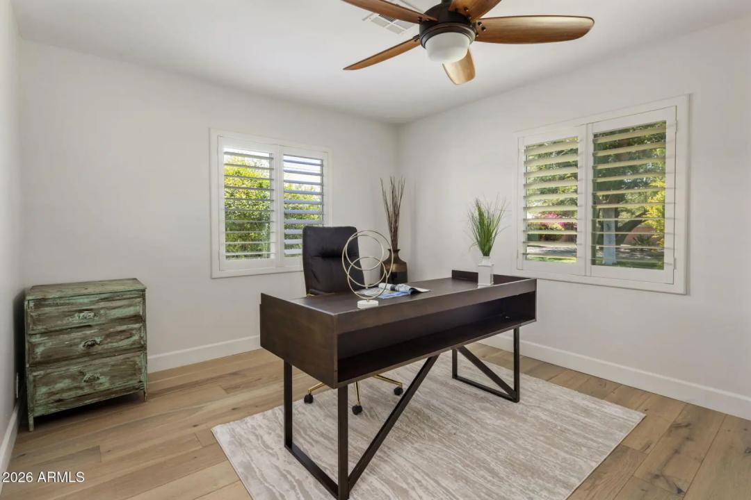 Real Estate Picture 32