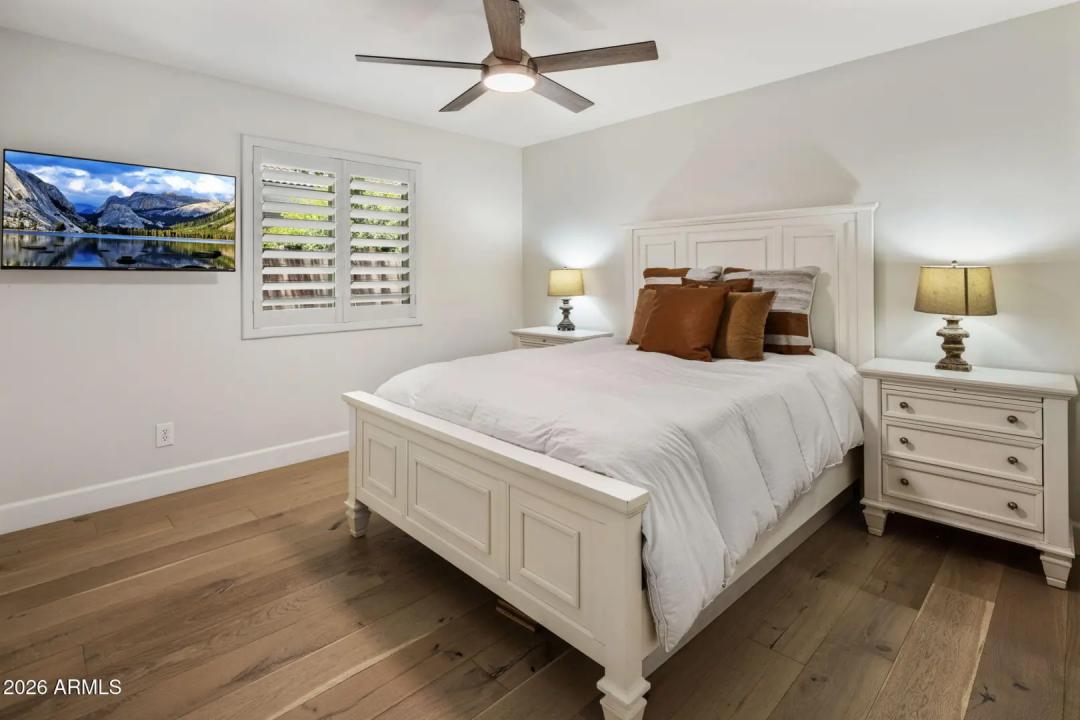 Real Estate Picture 33