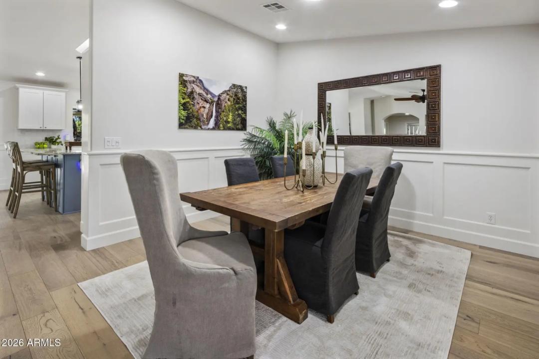 Real Estate Picture 19