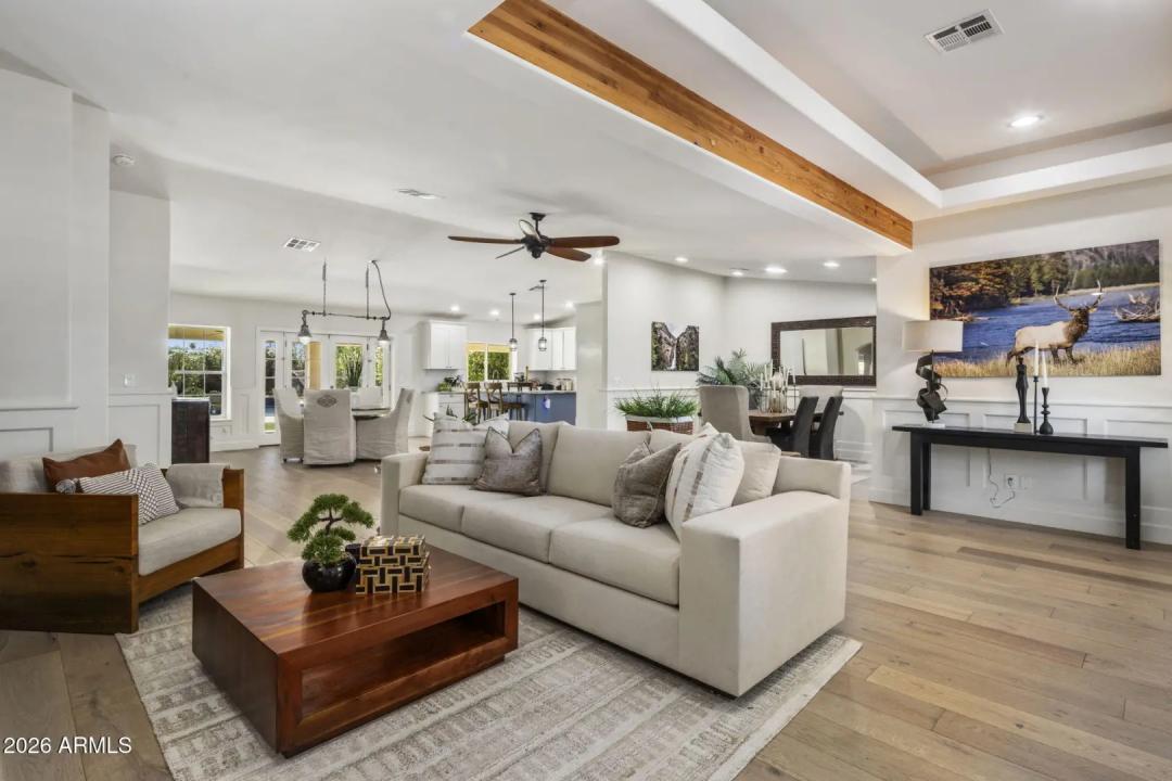 Real Estate Picture 16