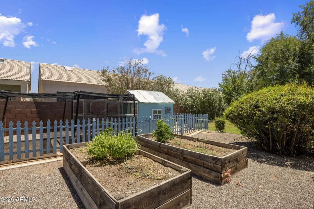 Real Estate Picture 44