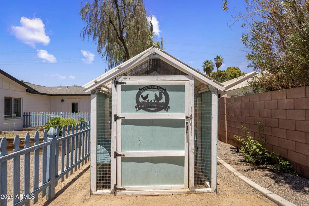 Real Estate Picture 43
