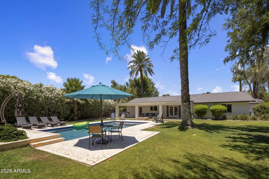 Real Estate Picture 40