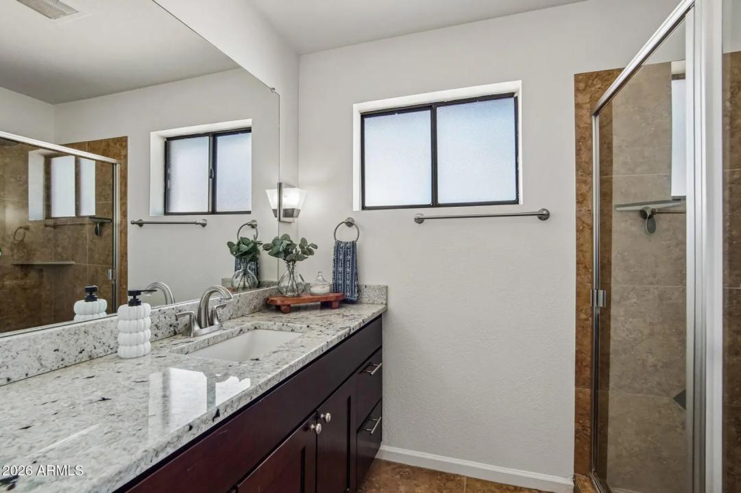 Real Estate Picture 10