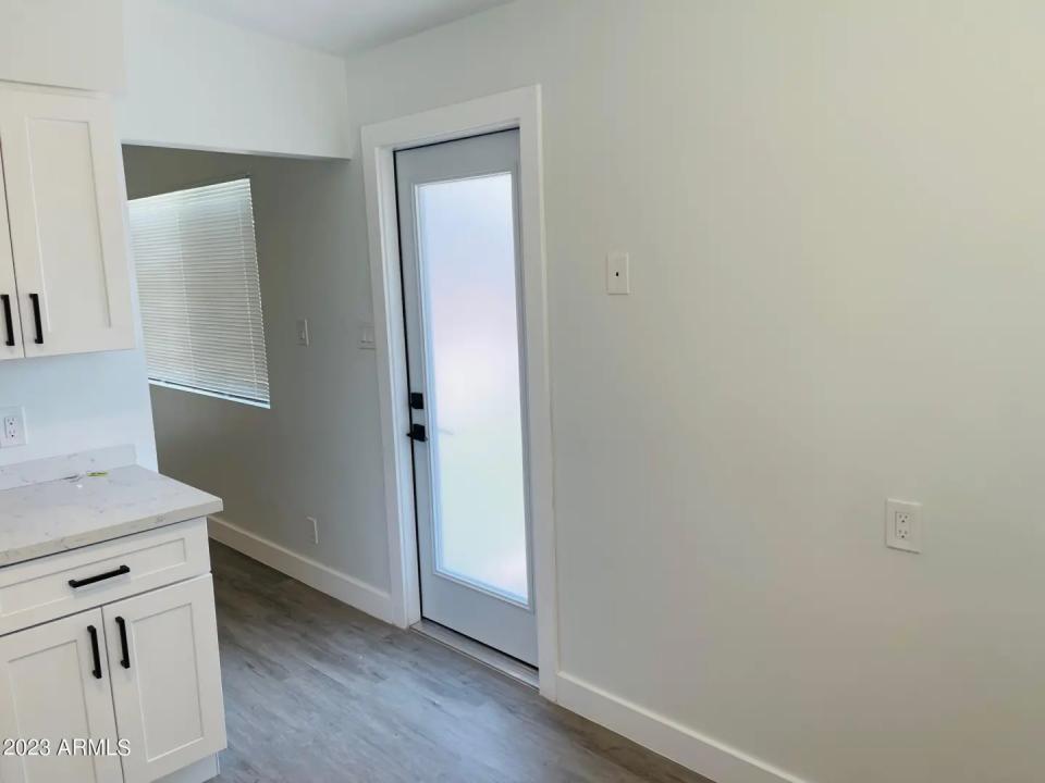 Real Estate Picture 10