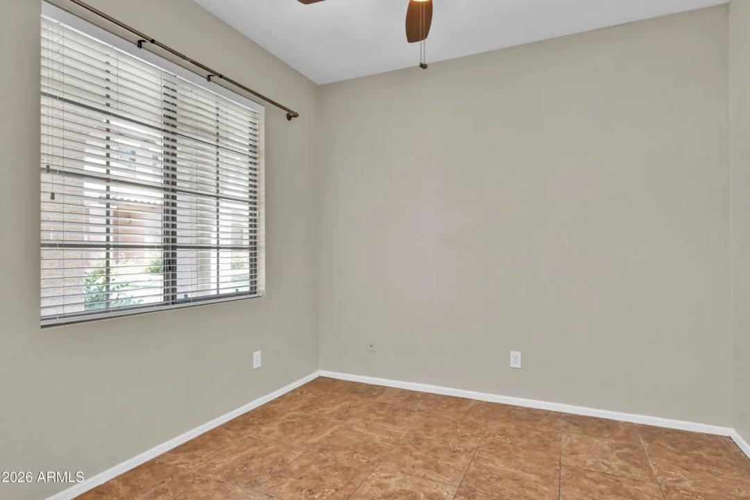 Real Estate Picture 9