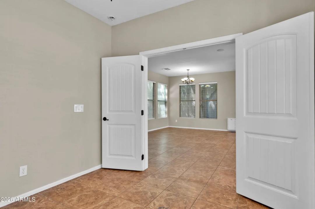 Real Estate Picture 10