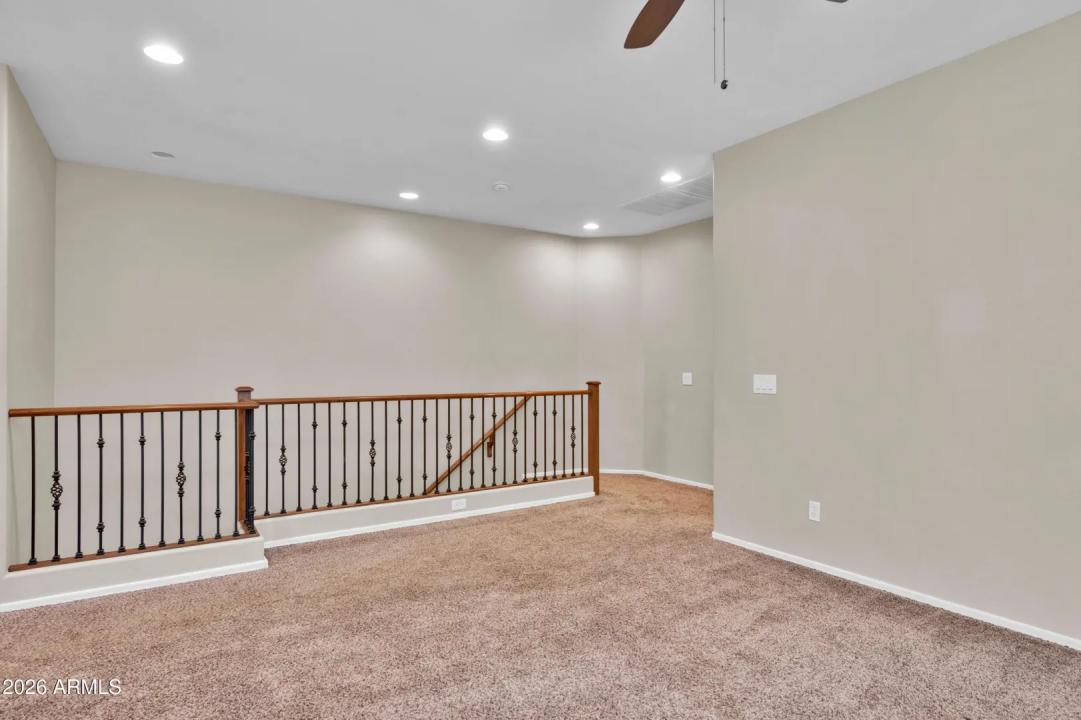 Real Estate Picture 17