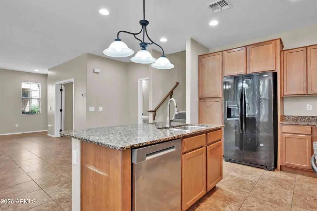 Real Estate Picture 22
