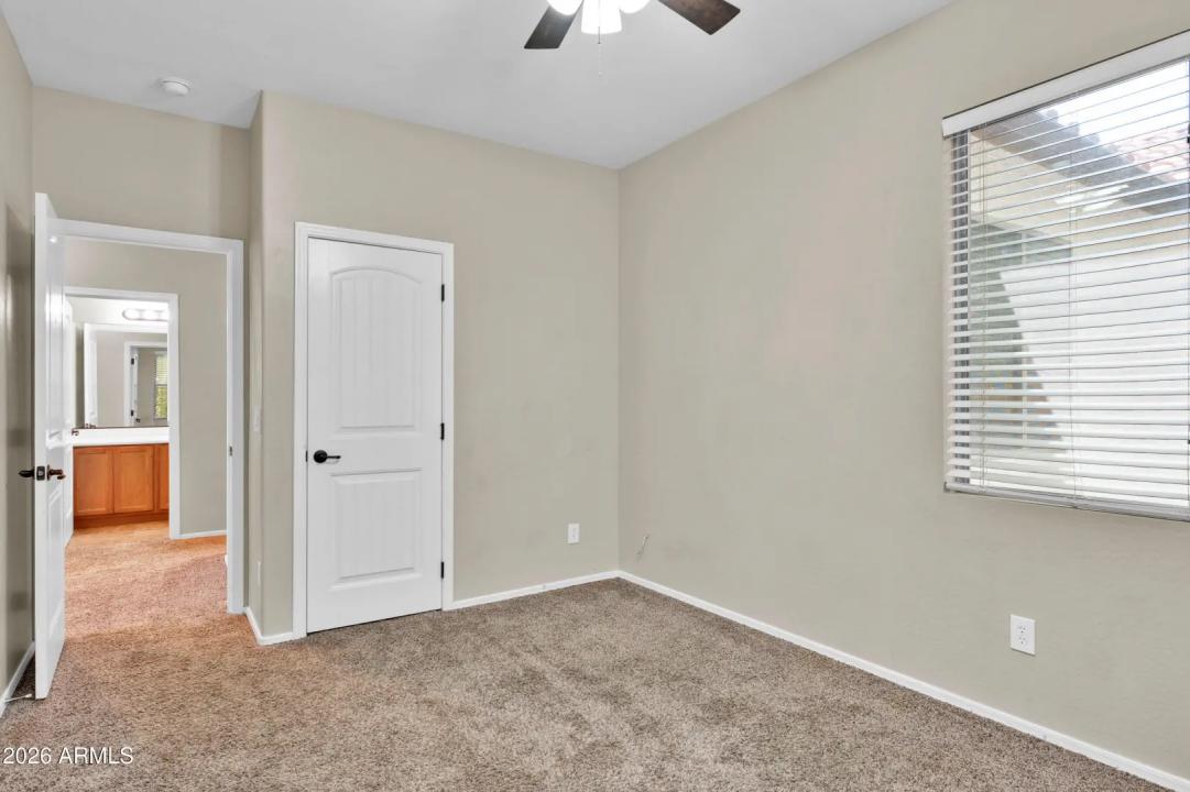 Real Estate Picture 27