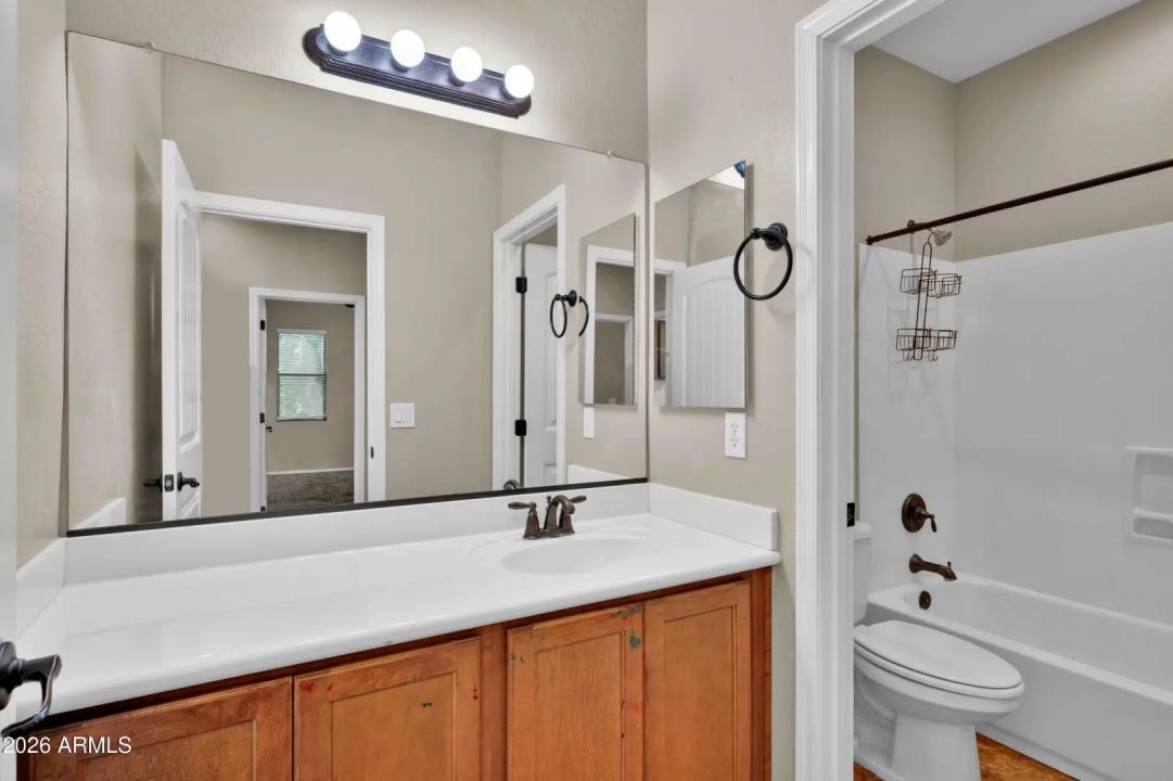 Real Estate Picture 31