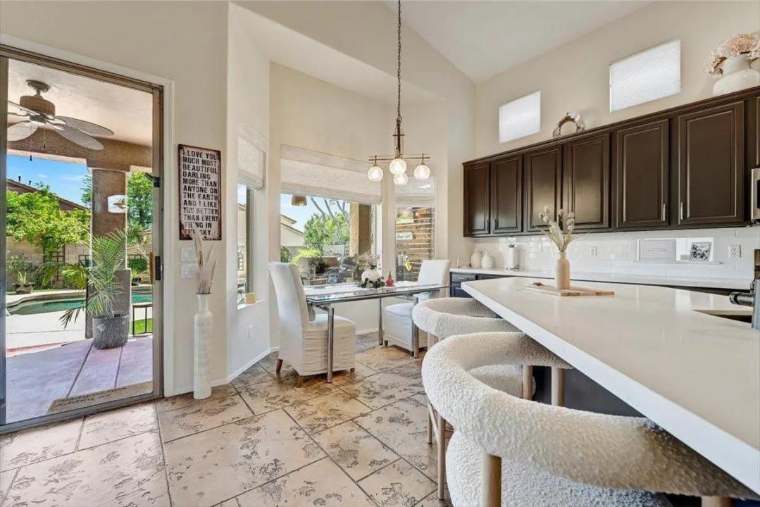 Real Estate Picture 1